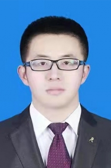 韩超