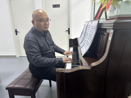 a601ad5a418bee1c987d58a6a3444a75