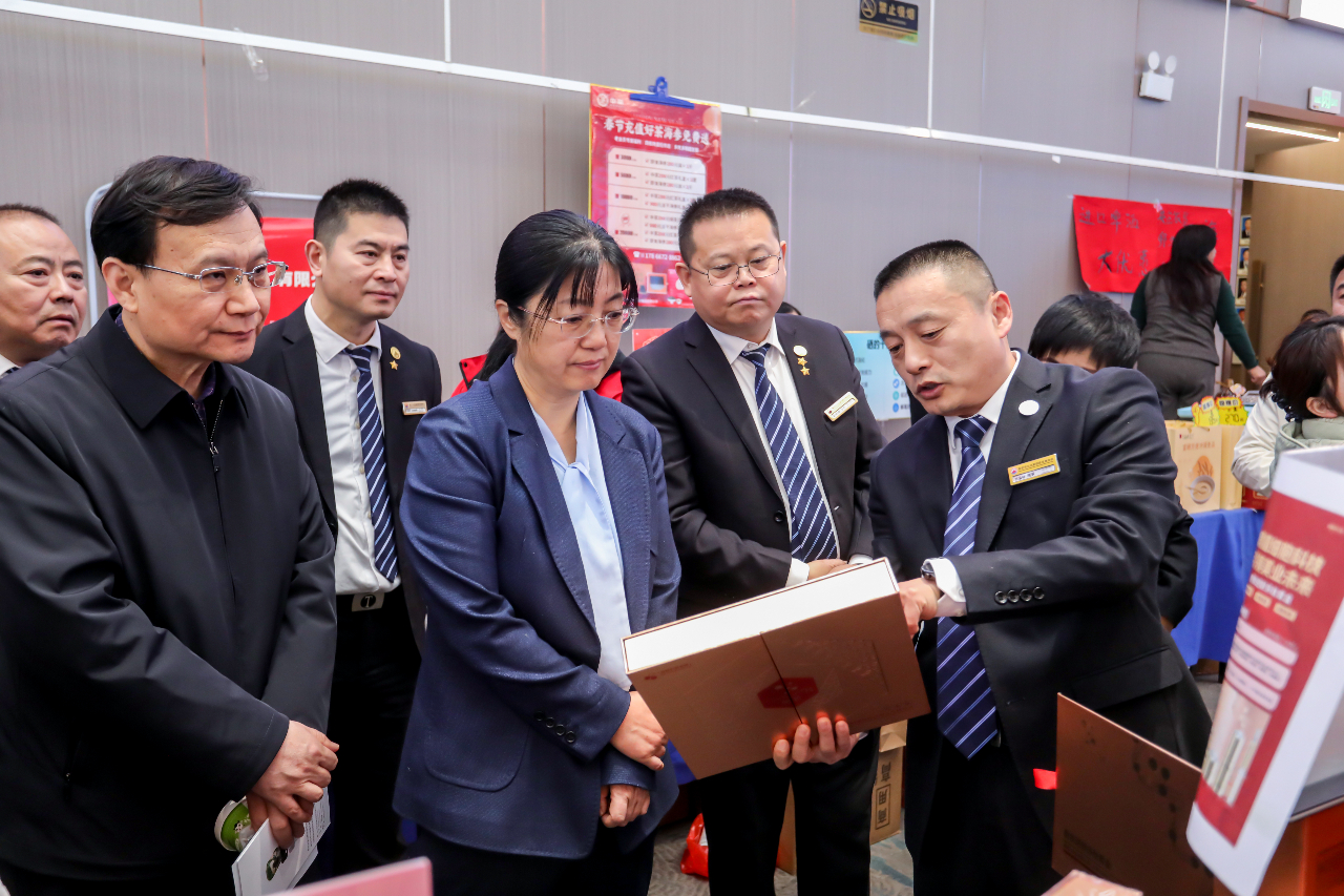 f8ec3eecb241aeadc9c0656cbfa8cfc4