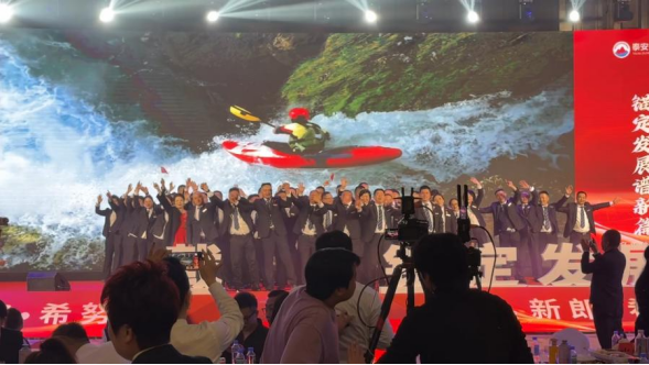 37fda016d34913373e3db9d3d8689a84